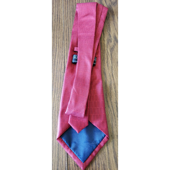 Bijoux Terner Red Solid Stitched 3" x 62" Long Silk Necktie Tie - Picture 2 of 7